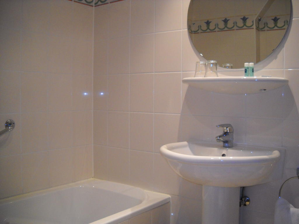 Hotel Gilg Mittelbergheim Kamer foto